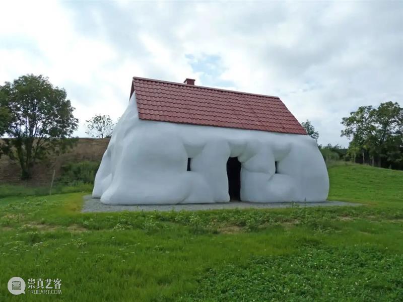 艺术家 | 欧文·沃姆 Erwin Wurm 博文精选 Thaddaeus Ropac 欧文 沃姆 Wurm 艺术家 作品 问题 雕塑 概念 日常生活 时代 崇真艺客